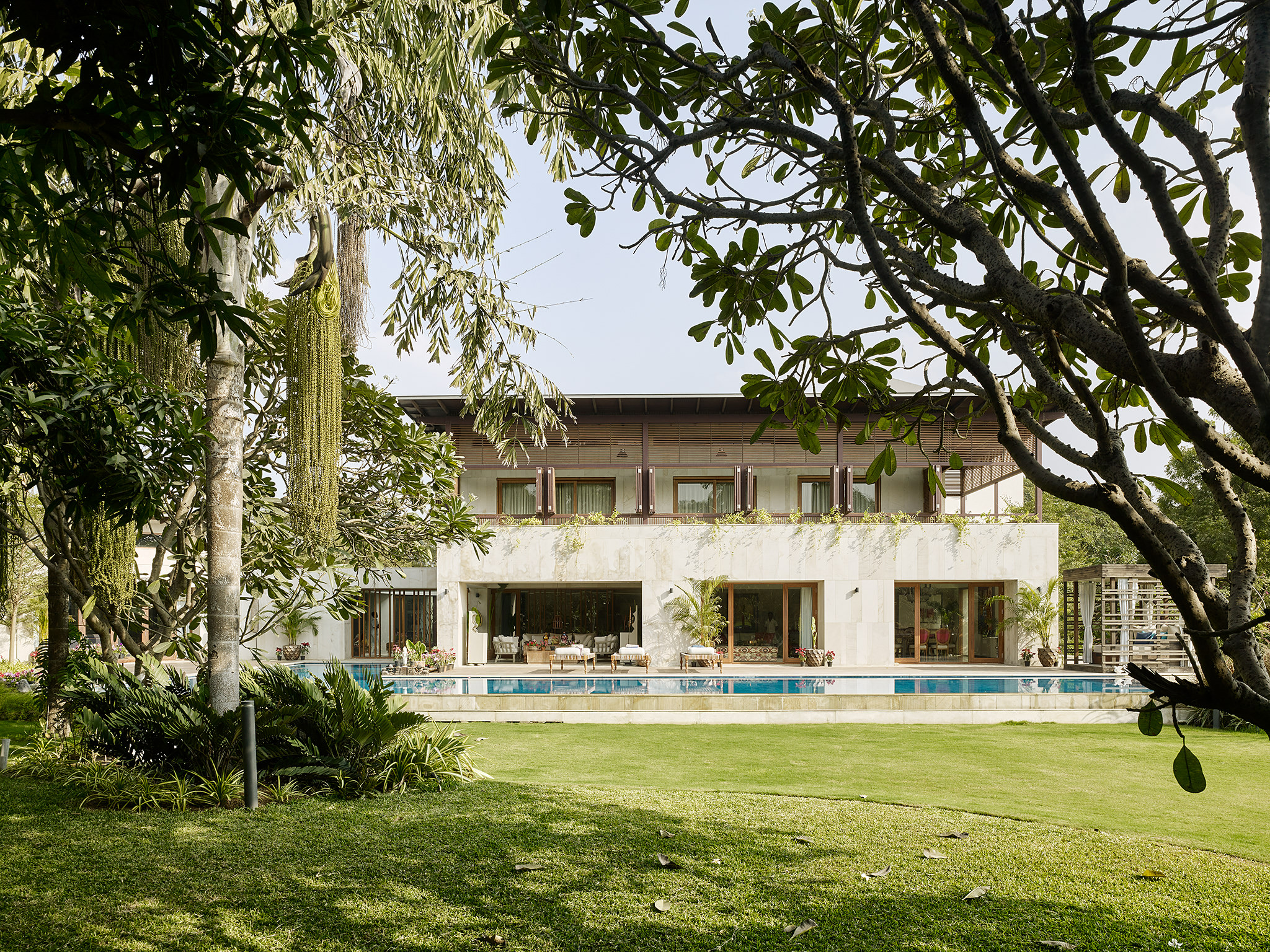 E17621 · Opolis Ahmedabad House